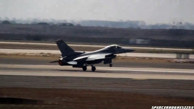 2010 MCAS Miramar Air Show - U.S.A.F. Heritage Flight with F-16 Afterburner Take-off