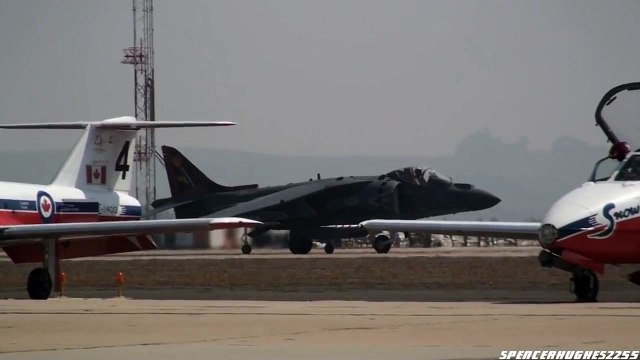 2010 MCAS Miramar Air Show - AV8B Harrier Demo