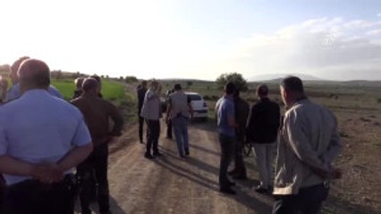 Boşandığı Eşiyle Görüşmek Için Kızını Silahla Rehin Aldı