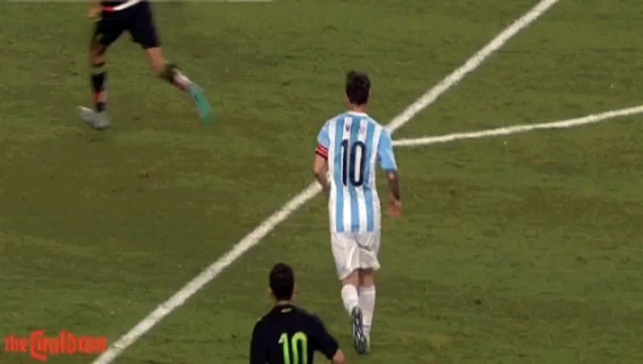 Leo Messi scarily Tore up the Temporary grass in Dallas during Argentina v Mexico