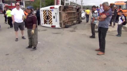 Muğla Servis Minibüsü Devrildi: 4'ü Öğrenci 5 Yaralı