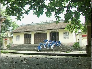 Truyện Cổ Tích Việt Nam — Chưa Đỗ Ông Nghè Đã Đe Hàng Tổng