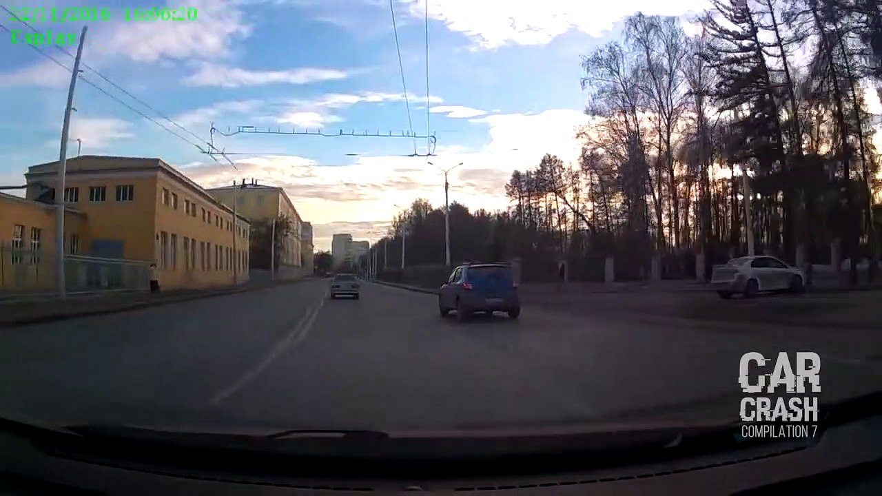 Car Crash Compilation 831 - No