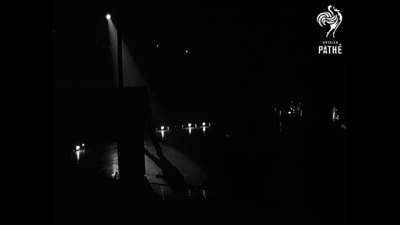 Johnny Halliday's Boxing Ballet-Actualités British Pathé (13.05.1969)