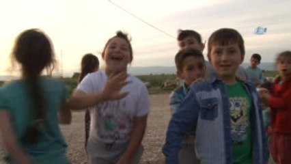 Bu Çocuklar Yüzlerce Kilometre Uzaktan Gelip 5 Ay Çadırlarda Yaşıyor