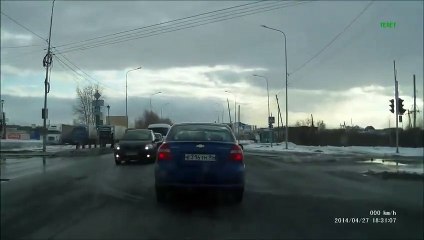 Fallait pas traverser la route en courant !