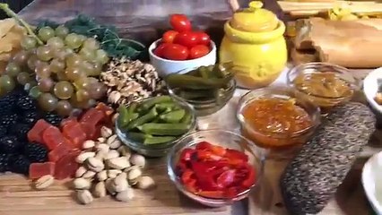 Food Network   Learn the tips and tricks on how to craft the ultimate cheese plate with Grilled Chee