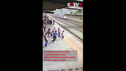 Un cheminot sauve in extremis une jeune femme qui tente de se jeter sous un train