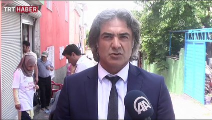 Öğrenciler, çocuklar için sokağa renk verdi