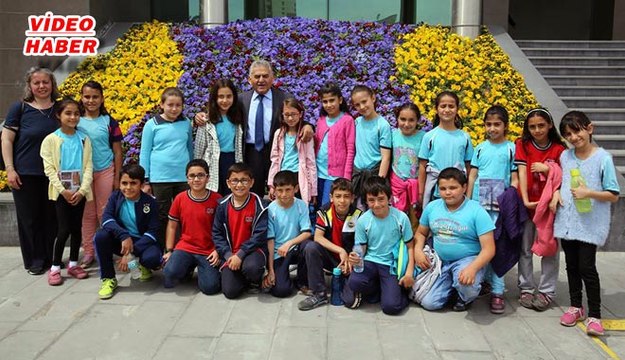 (18 MAYIS 2017) 75. YIL REZAN HAS İLKÖĞRETİM OKULU ÖĞRENCİLERİ MELİKGAZİ MOLASINDA