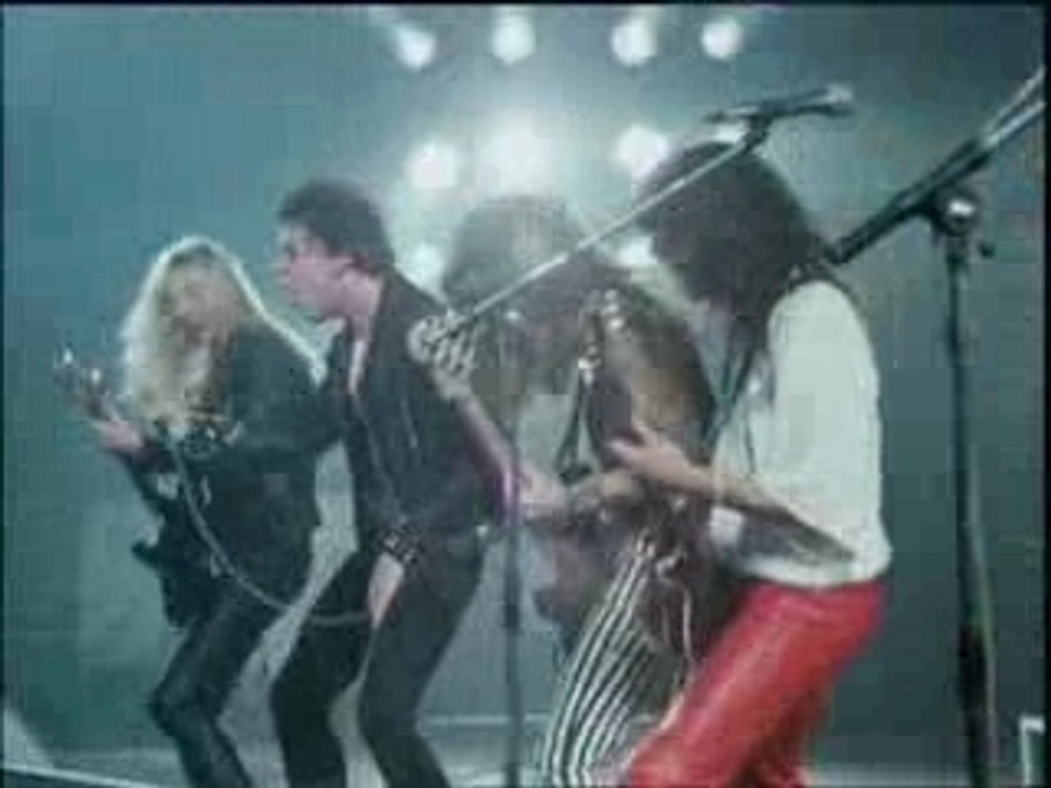 Iron Maiden-Women in uniform