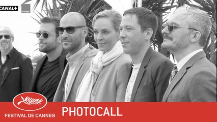 Video herunterladen: JURY UCR - Photocall - EV - Cannes 2017