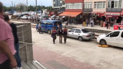 Kocaeli Küçük Kıza Istismarda Bulunduğu Iddia Edilen Kişi Adliyeye Sevk Edildi