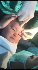 Brave Baby Girl Gets Stitches