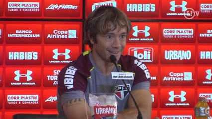 Lugano fala defeito de Ceni: 'Faltou à aula de encantador de serpentes'