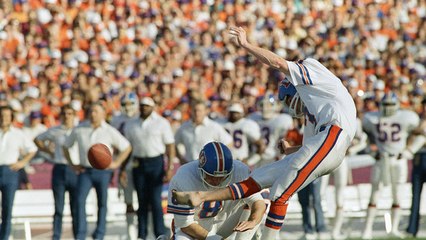 NFL nostalgia: Barefoot kickers