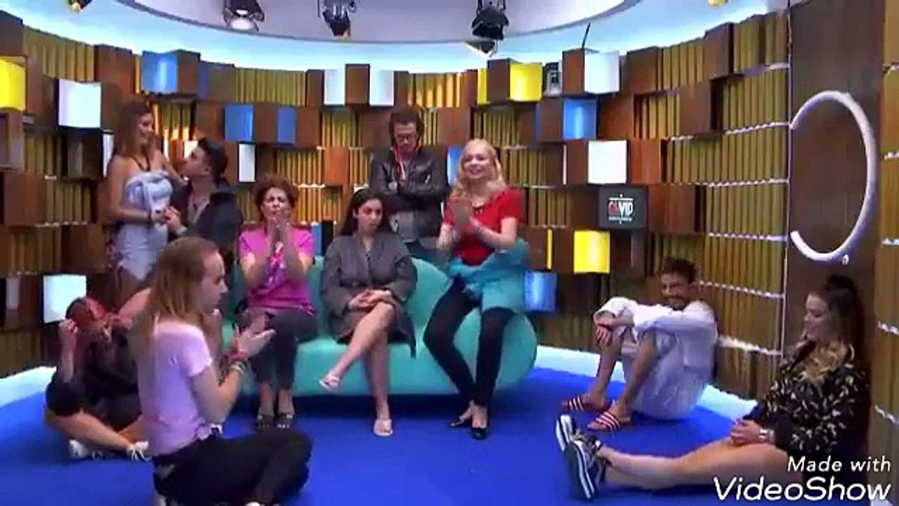 Ghj