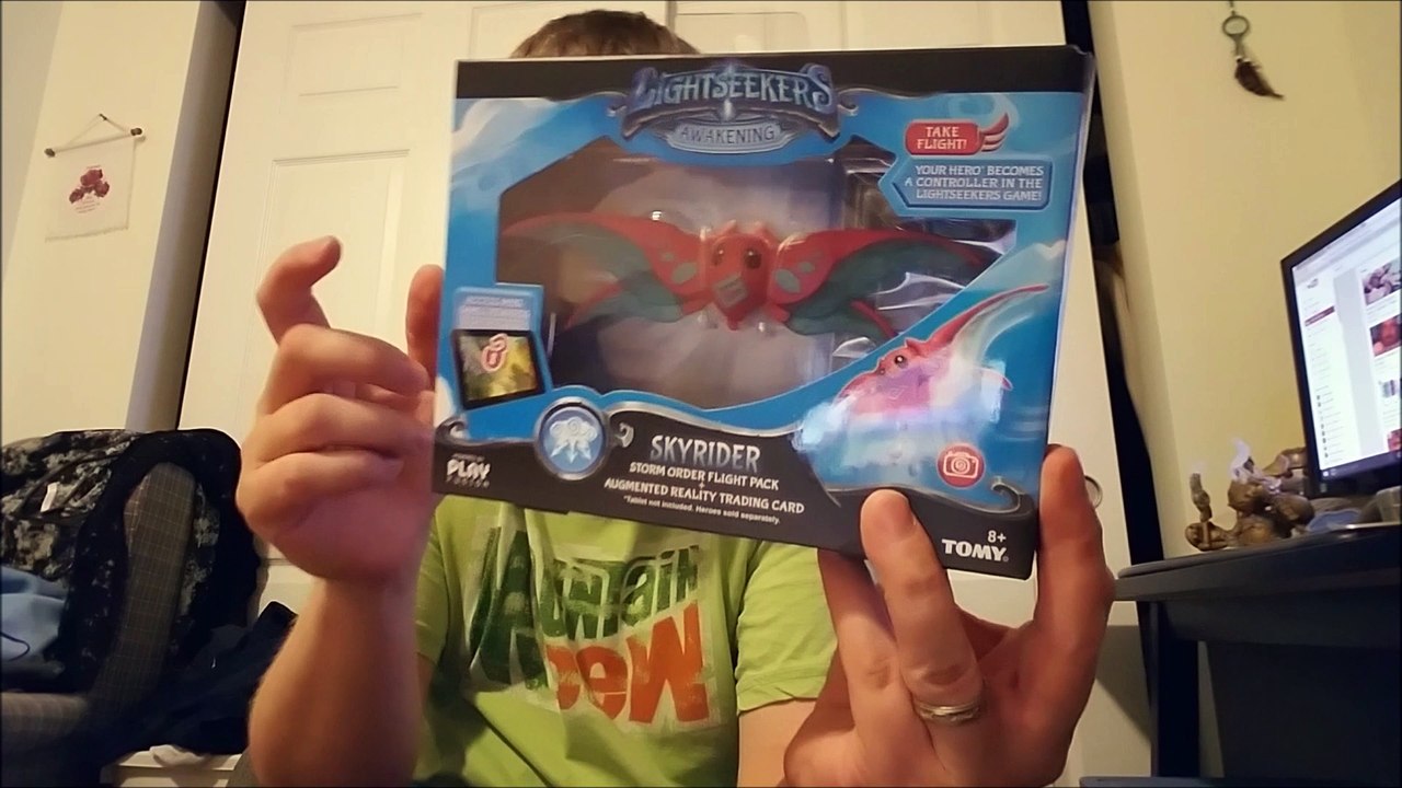 LIGHTSEEKERS .. Mega Haul!!  Mari & Tyrax Starter Packs + Weapons & Flight Packs