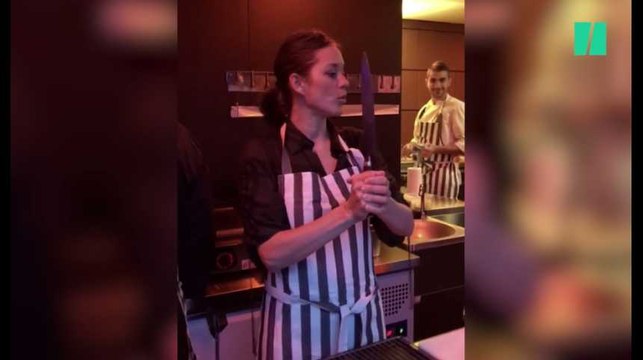 À Cannes, Jean Imbert embauche Marion Cotillard comme chef