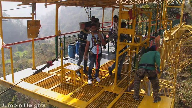 Best thrilling Experience Bungee Jumping