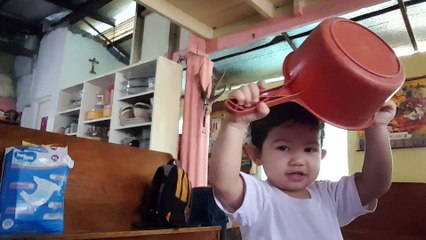 Funny Baby Video: Discovering Something New