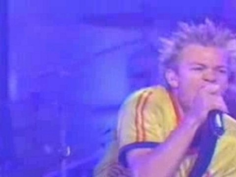 Sum 41 - Rock Medley (Live)