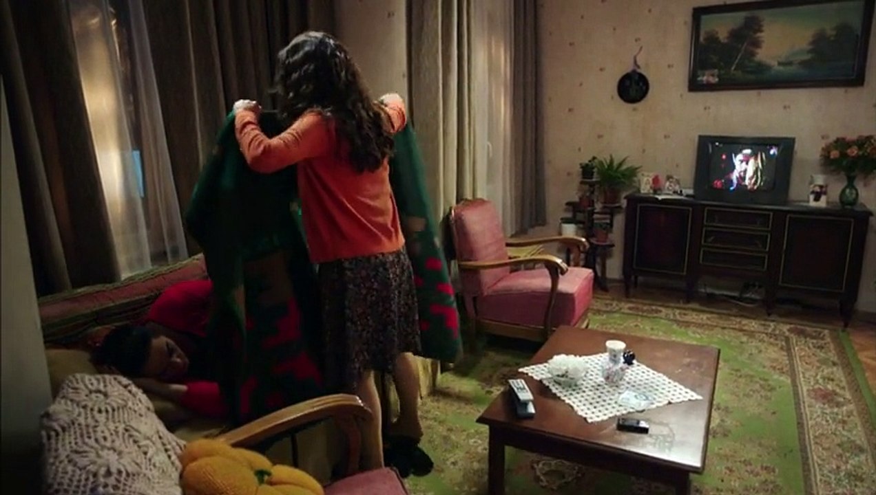 مسلسل حطام الحلقة 5 مترجم