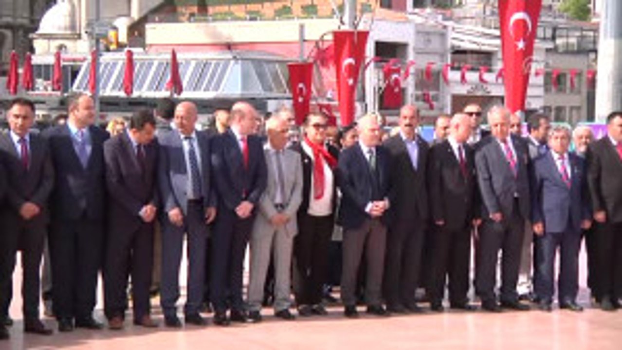 19 Mayıs Atatürk'ü Anma Gençlik ve Spor Bayramı - Istanbul