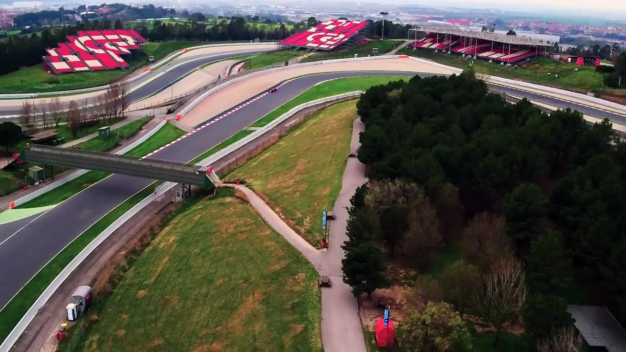 Max Verstappen perfects a lap at the Spanish Grand Prix