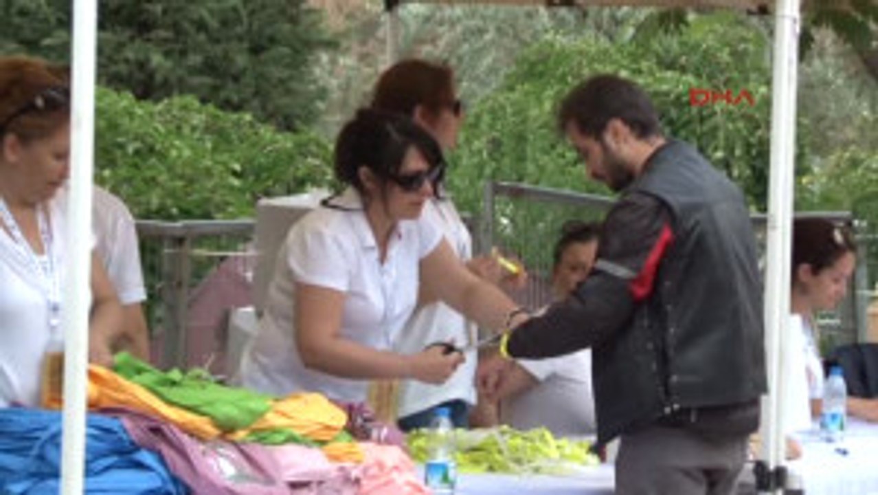 Izmir'de Gençleri Buluşturan Festival 1