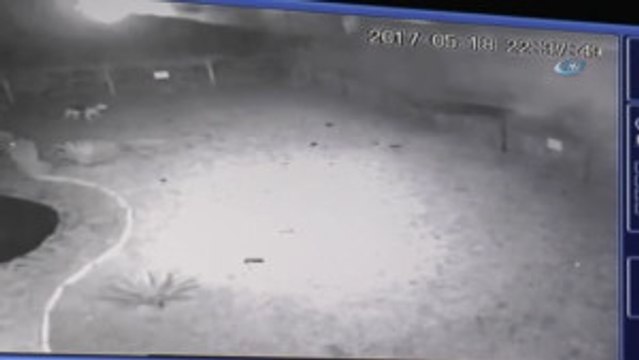 Otomobil Park Halindeki Kamyona Böyle Çarptı... 1'i Ağır 5 Yaralı