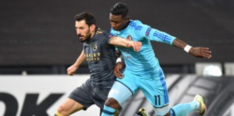 Başakşehir Fenerbahçe'nin İstediği Eljero Elia ile Anlaştı