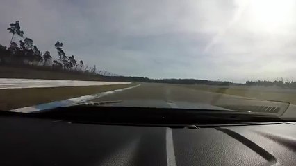 quand t'as plus de frein sur ta mustang gt500 ,ca se passe mal !