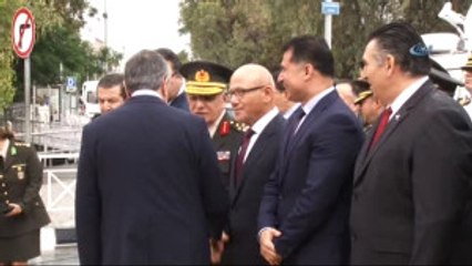 KKTC'de 19 Mayıs Gençlik ve Spor Bayramı Kutlandı- Anıtkabir'den Getirilen Toprak Akıncı'ya Takdim...