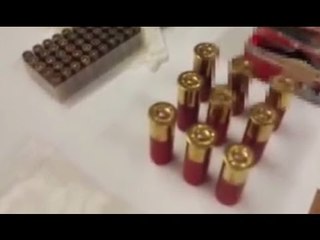 Giovinazzo (BA) - Munizioni e detonatori nel sottoscala di una palazzina (19.05.17)