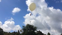 Lâcher d'un ballon-sonde par les élèves du lycée Gabriel Touchard