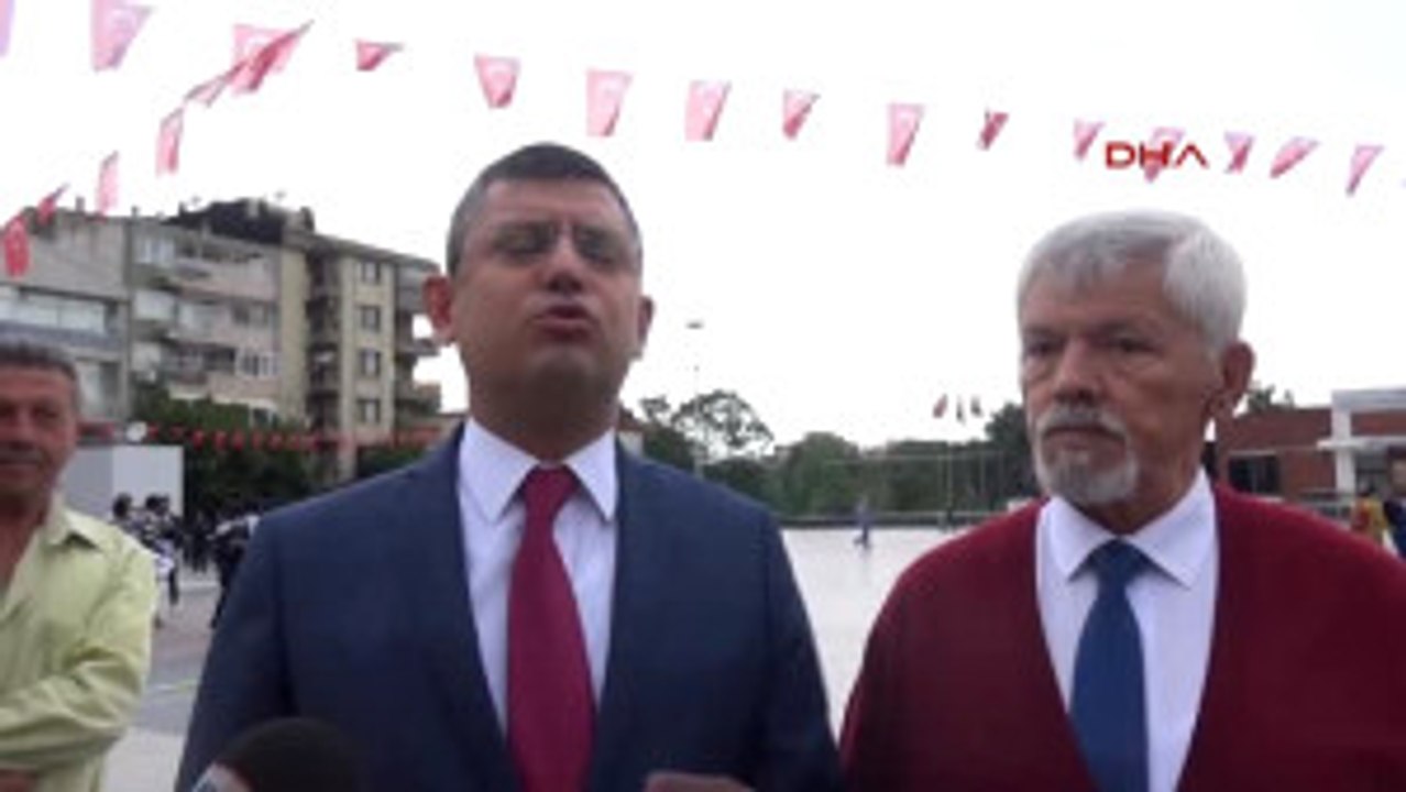 Manisa CHP'li Özel Fethullah Gülen Zil Takıp Oynuyordur