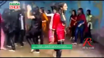 পানির মধ্যে মেয়েদের এ কেমন অশ্লীল নাচ !