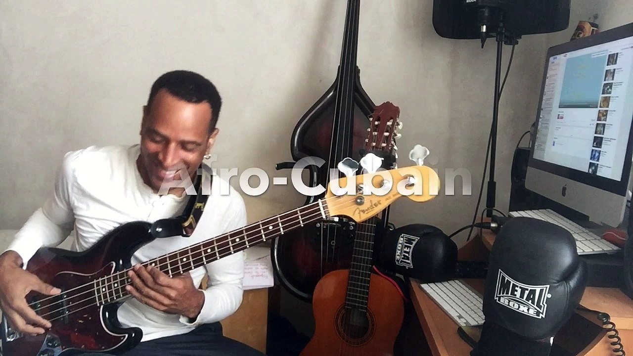 Leçons de Guitarra Basse avec Félix Toca Ibanez