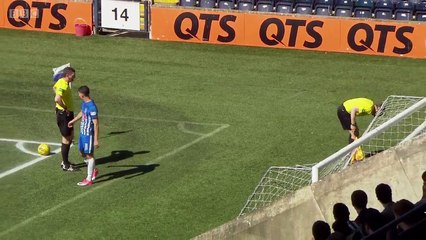 REF SHOWS HIS ASSISTANT A RED CARD