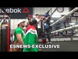 floyd mayweather watching mikey garcia - they are throwing down! EsNews Boxing