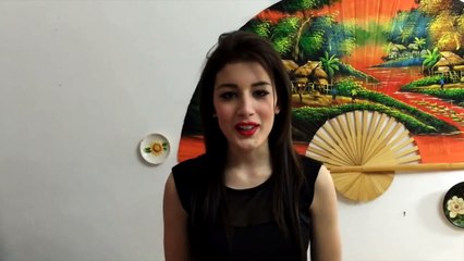 Video Divertenti - RAGAZZA BACIA UN CESSO PER 500 EURO - CosaFarestiPerSoldi?