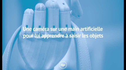 Une caméra sur une main artificielle pour lui apprendre à saisir les objets