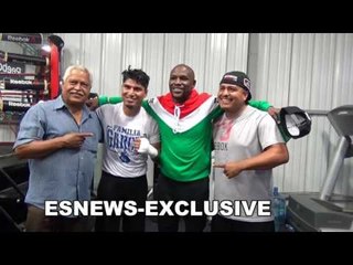 floyd mayweather repping the mexico colors for his mexican fighters EsNews Boxing