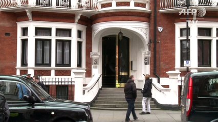 La Suède renonce à poursuivre Julian Assange pour viol