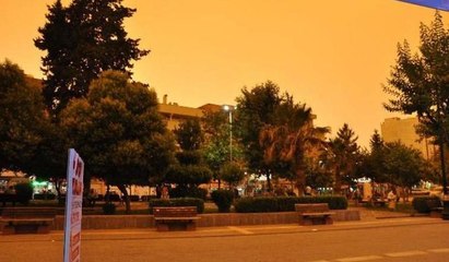 Diyarbakır ve Mardin'de toz bulutu