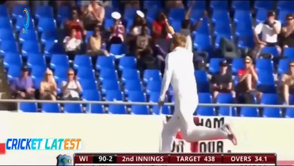 top 10 Stunning Flying Slip Catches in Cricket History - Quick & Amazing Catches