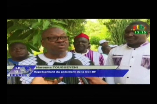 Signature d’une convention entre la chambre de commerce et d’industrie du Burkina Faso et des associations bénéficiaires