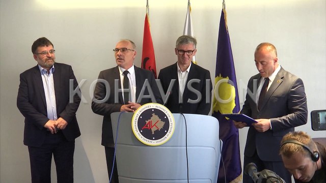 Haradinaj afron pranë vetes “ata që do t’ia përgatisin kabinetin qeveritar”