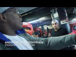 Shawn Porter Spars 2-0 pro Chordale Booker makes him BLEED